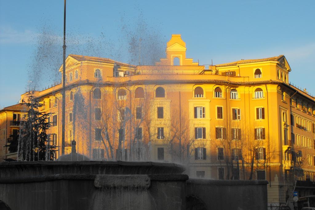 St.Peter Withlove Roma Quarto foto